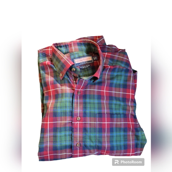 Vineyard Vines Other - Vineyard Vines Christmas Shirt Mens M 44cm LS Button Down Murray Red Green Plaid